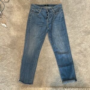 7 for all Mankind Josefina Slim fit boyfriend jeans.‎ Women size 28. Buttonfly.